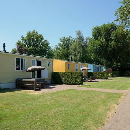 Recreatiepark De Lucht Hotel Renswoude Bagian luar foto